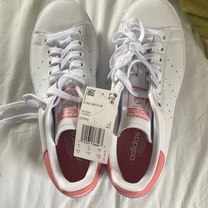 NWT Adidas Stan Smith size 6.5